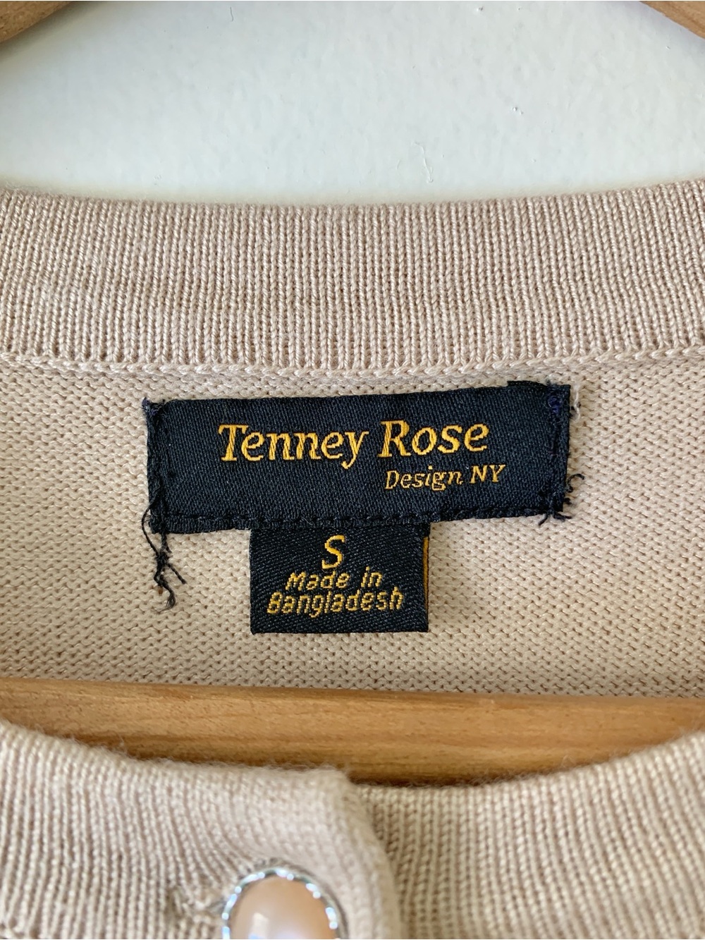TENNEY ROSE Eyelet-Knit Button Cardigan - Picture 5 of 6